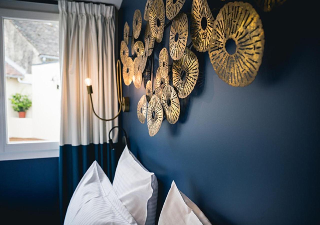 Hotel Saintchristophe Houdan Εξωτερικό φωτογραφία